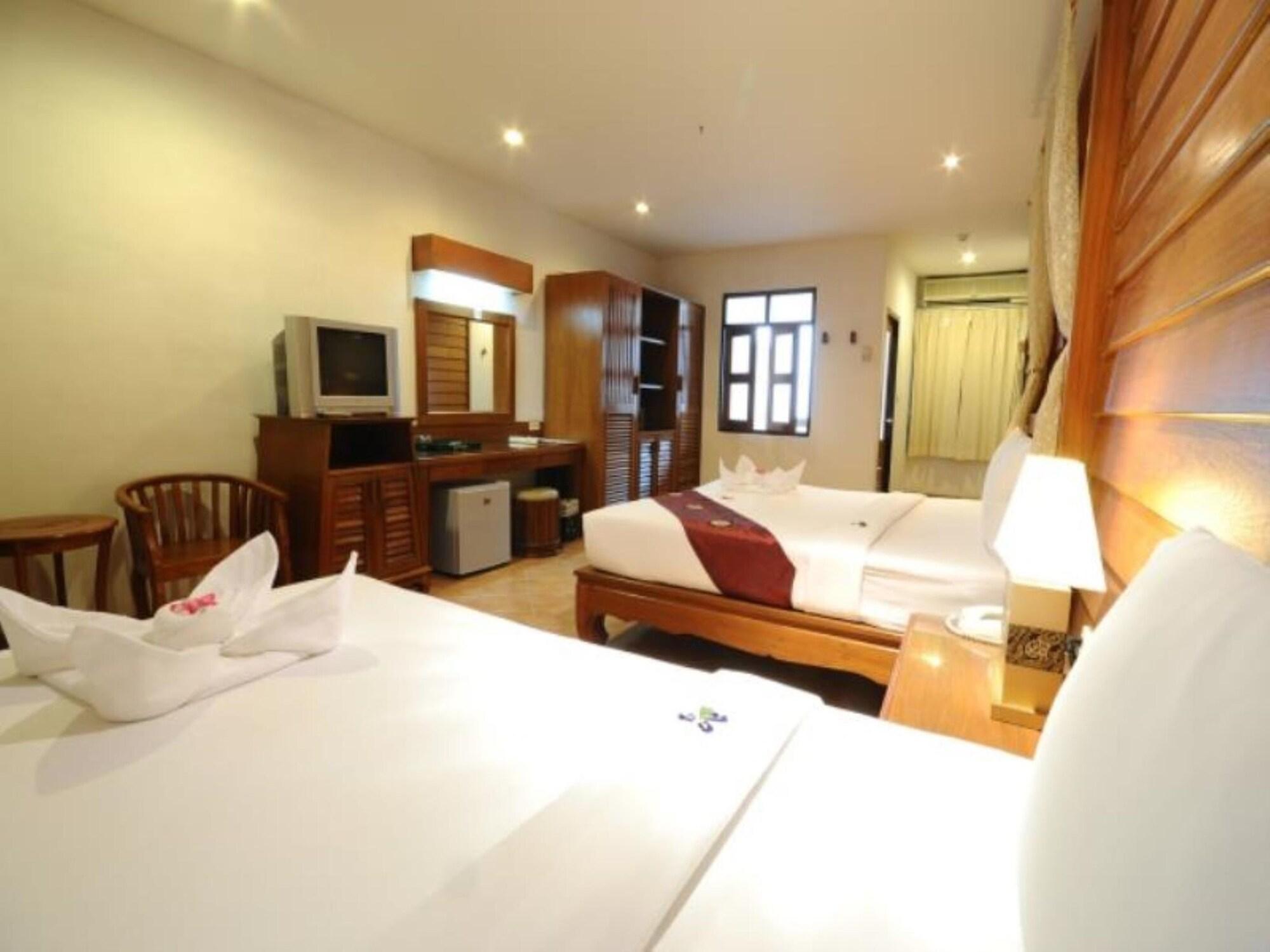Hotel Bel Aire Patong Esterno foto